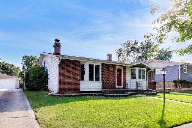 2925 E 188th Place, Lansing, IL 60438