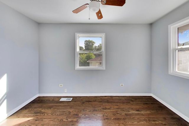 2925 E 188th Place, Lansing, IL 60438