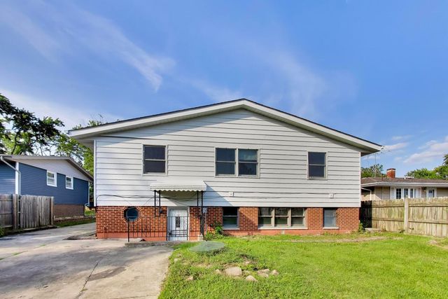 2925 E 188th Place, Lansing, IL 60438