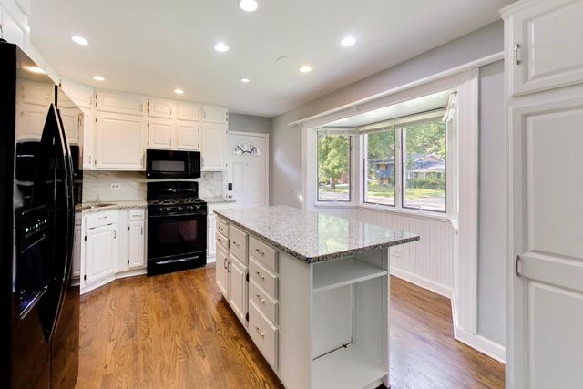 2925 E 188th Place, Lansing, IL 60438