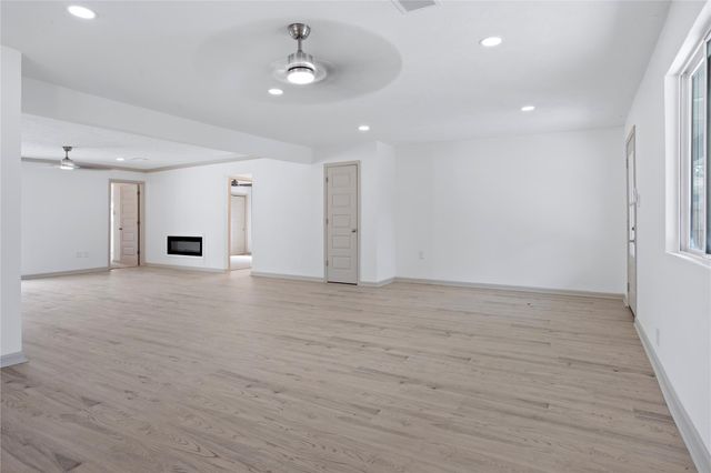 24518 Sunny Glen Drive, Houston, TX 77336