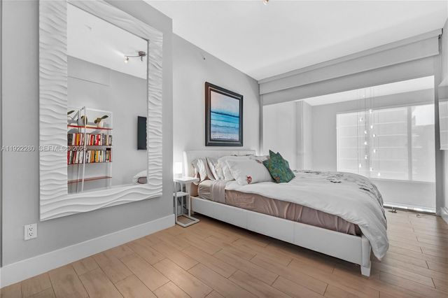 60 SW 13th St 3604, Miami, FL 33130