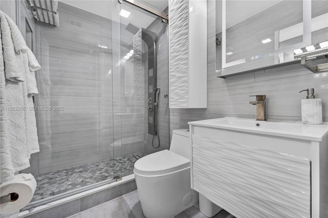 60 SW 13th St 3604, Miami, FL 33130