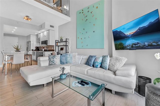 60 SW 13th St 3604, Miami, FL 33130