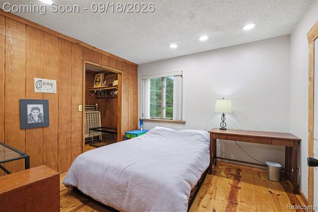 2651 Fenton Road, Hartland, MI 48353