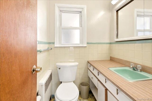 32 Agawam N, Yonkers, NY 10704