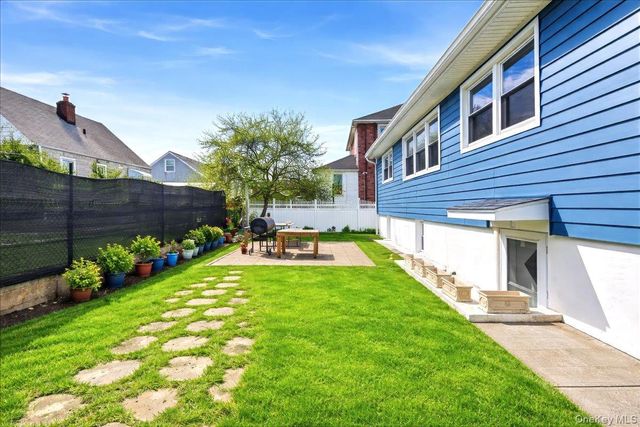 32 Agawam N, Yonkers, NY 10704