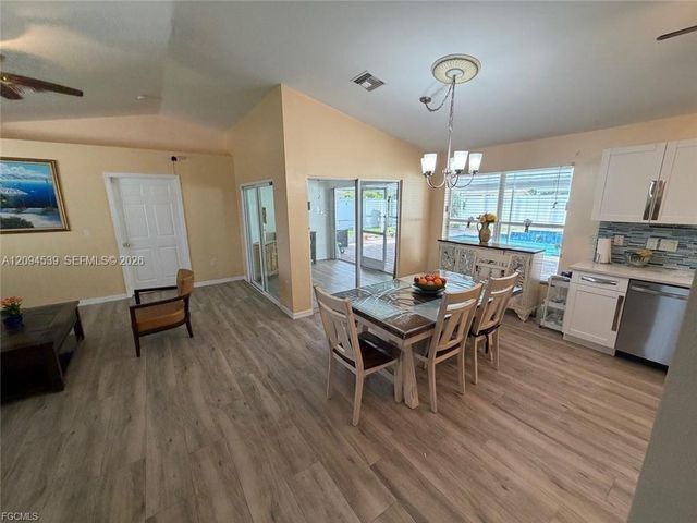 1825 SE 12th Terrace, Cape Coral, FL 33990