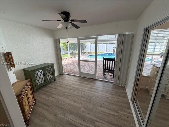 1825 SE 12th Terrace, Cape Coral, FL 33990