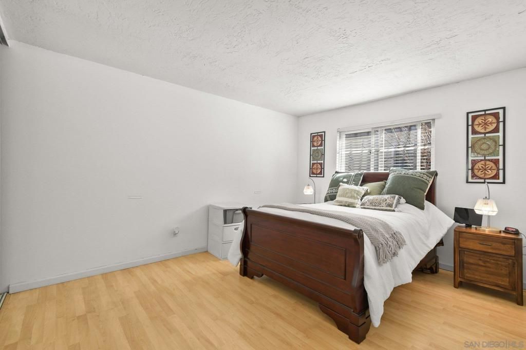 Image 18 of property listing at 403 Emerald Ave APT 8, El Cajon, CA 92020