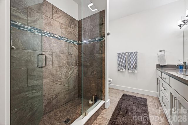 62 Dillingham Road, Asheville, NC 28805