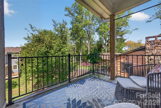 62 Dillingham Road, Asheville, NC 28805