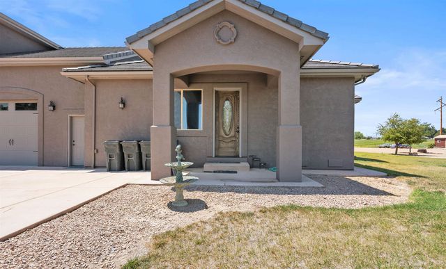 1306 Gold Lake Drive, Loma, CO 81524