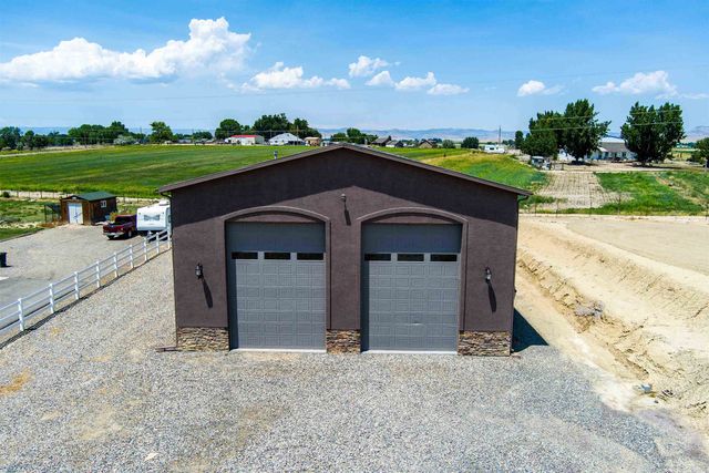 1306 Gold Lake Drive, Loma, CO 81524