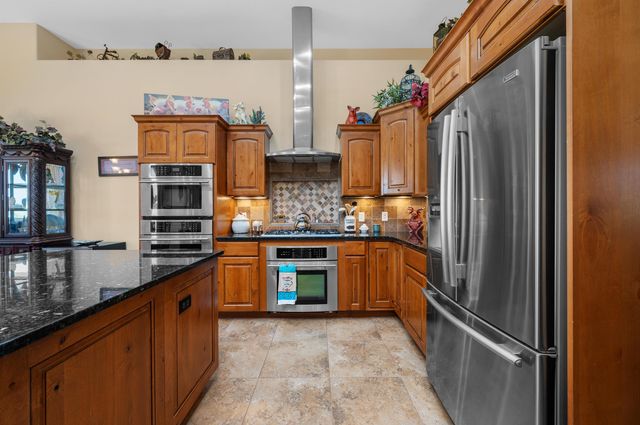 1306 Gold Lake Drive, Loma, CO 81524