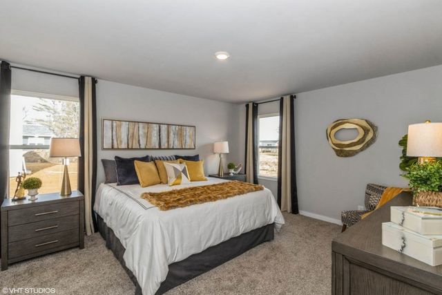 7806 Crossroads Drive SW, Cedar Rapids, IA 52404