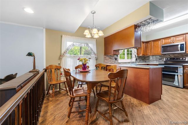23228 Gilbar Street, Novi, MI 48375