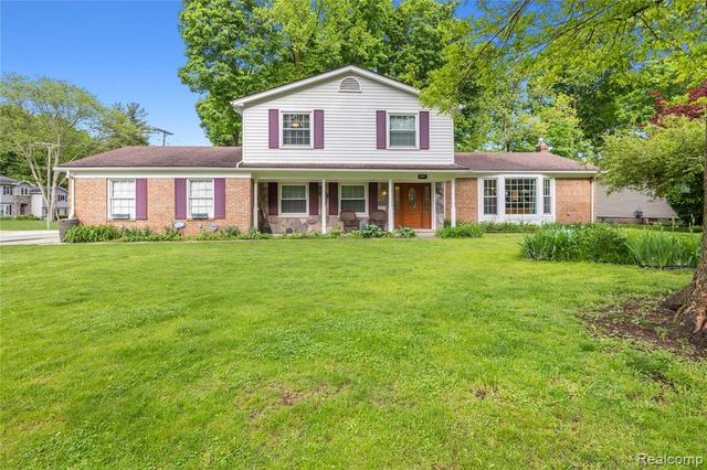 23228 Gilbar Street, Novi, MI 48375