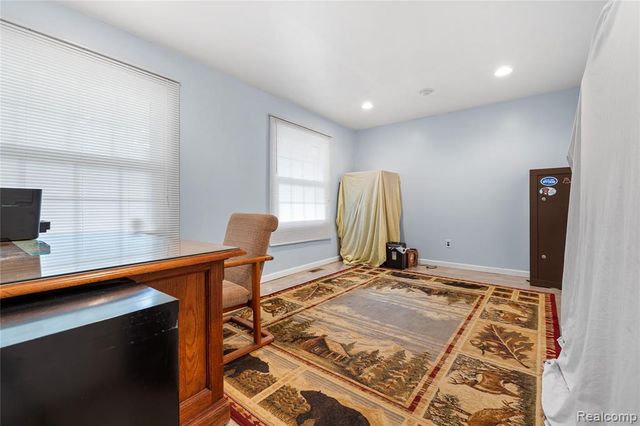 23228 Gilbar Street, Novi, MI 48375