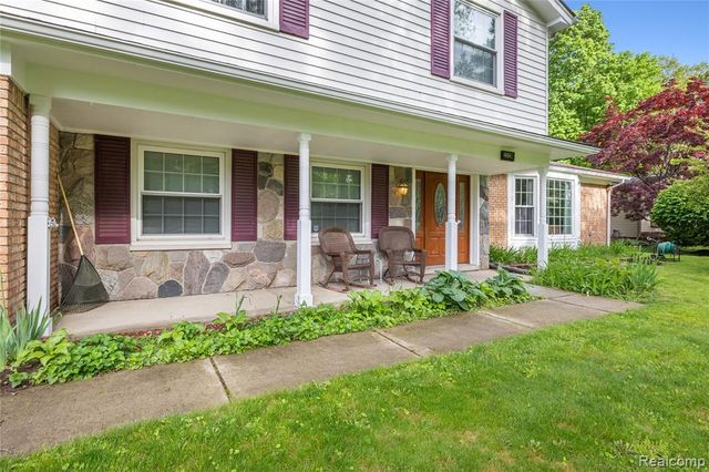 23228 Gilbar Street, Novi, MI 48375