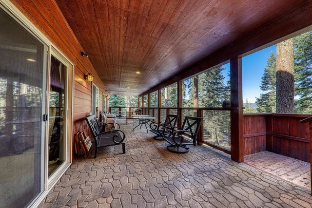 12349 Skislope Way, Truckee, CA 96161