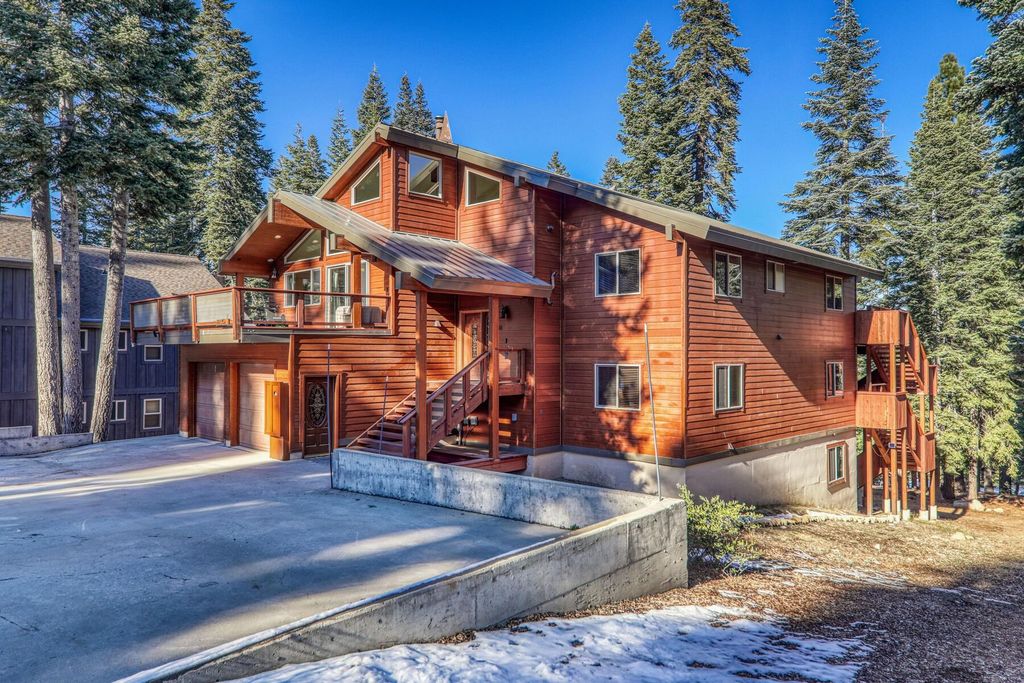 12349 Skislope Way, Truckee, CA 96161