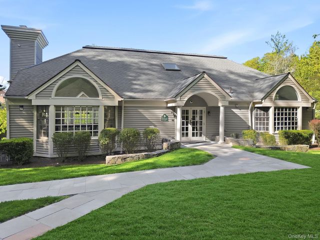 19 Clubhouse Lane, Scarsdale, NY 10583