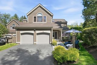 19 Clubhouse Lane, Scarsdale, NY 10583