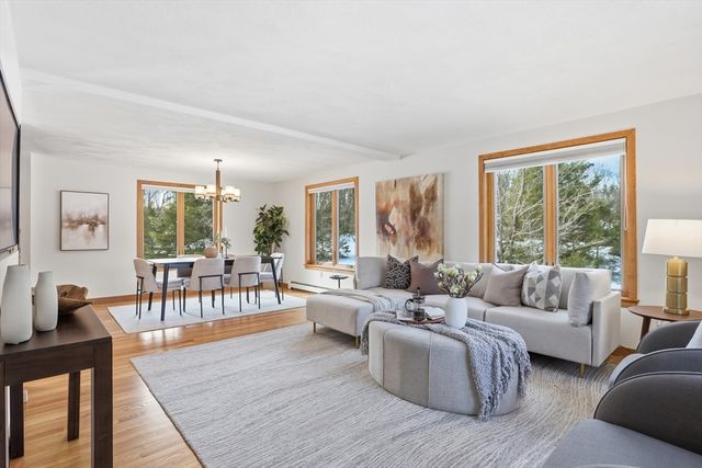 10 Laurel Lane, Groton, MA 01450