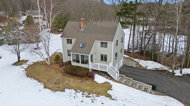 10 Laurel Lane, Groton, MA 01450