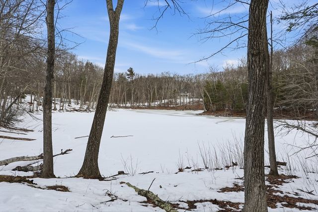 10 Laurel Lane, Groton, MA 01450