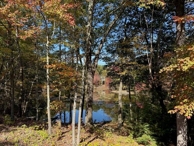 10 Laurel Lane, Groton, MA 01450