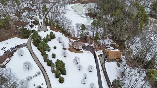 10 Laurel Lane, Groton, MA 01450