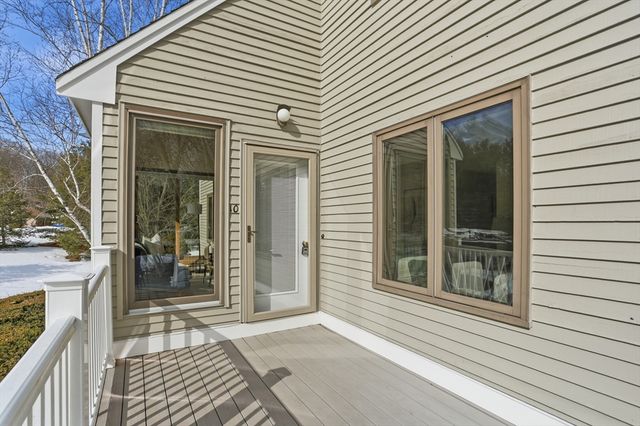 10 Laurel Lane, Groton, MA 01450