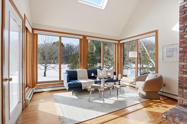 10 Laurel Lane, Groton, MA 01450