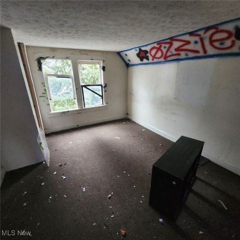 16204 Arcade Avenue, Cleveland, OH 44110