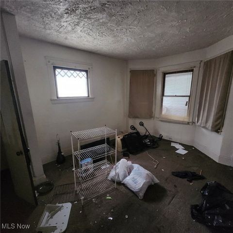 16204 Arcade Avenue, Cleveland, OH 44110