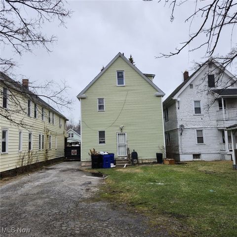 16204 Arcade Avenue, Cleveland, OH 44110