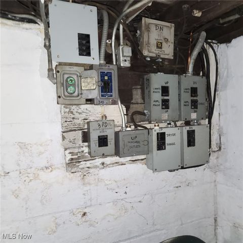 16204 Arcade Avenue, Cleveland, OH 44110