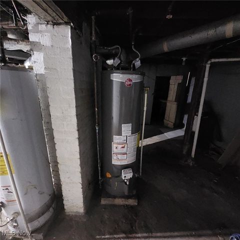 16204 Arcade Avenue, Cleveland, OH 44110