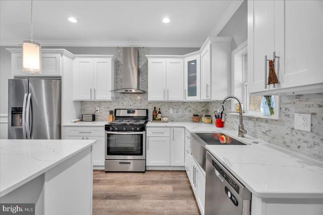 130 KOSSUTH ST, Riverside, NJ 08075
