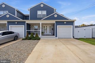 130 KOSSUTH ST, Riverside, NJ 08075