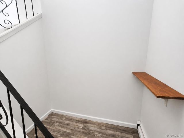 17 Fordham Road, West Babylon, NY 11704
