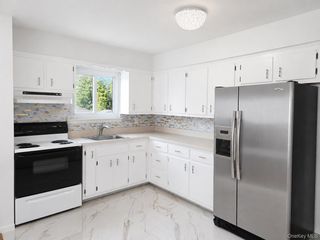17 Fordham Road, West Babylon, NY 11704