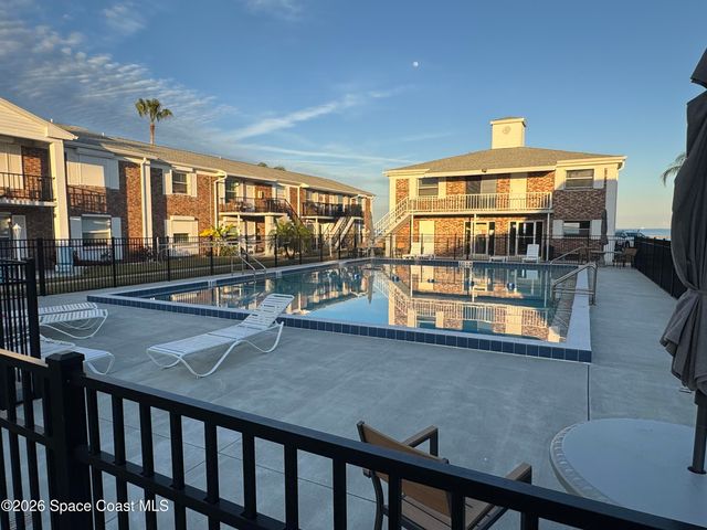 190 E Olmstead Drive F8, Titusville, FL 32780