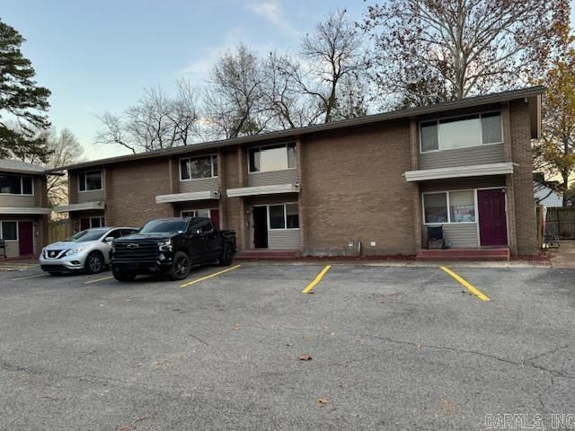 300 N Clinic Street, Searcy, AR 72143