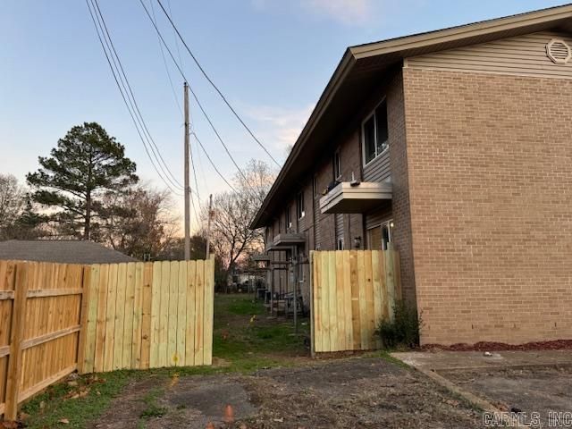 300 N Clinic Street, Searcy, AR 72143