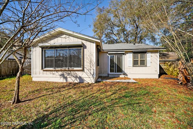 2039 CYPRESS LANDING Drive, Jacksonville, FL 32233