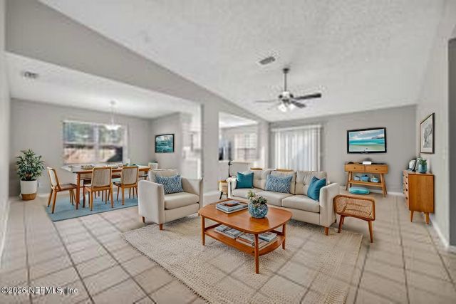 2039 CYPRESS LANDING Drive, Jacksonville, FL 32233