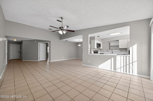 2039 CYPRESS LANDING Drive, Jacksonville, FL 32233